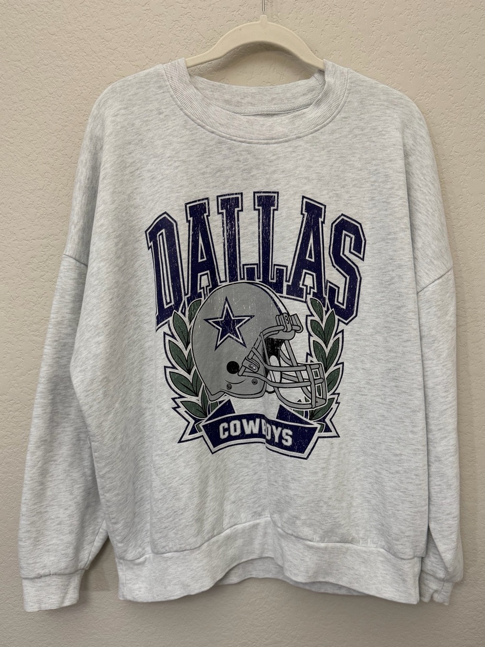 Gameday Couture Dallas Cowboys Retro Graphic Crew Neck Sweatshirt Women’s L
